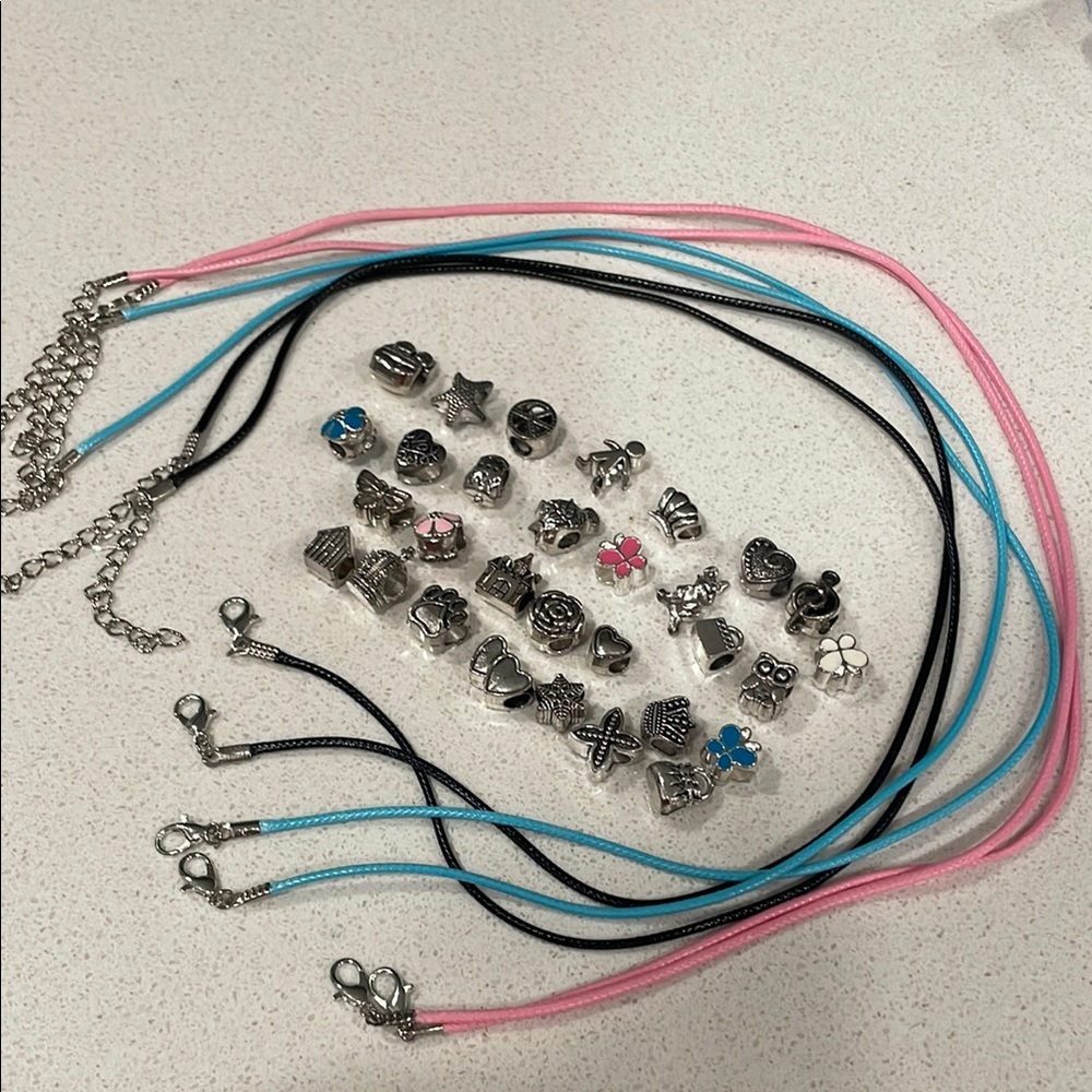 Colorful Charm Set - Picture 5 of 5